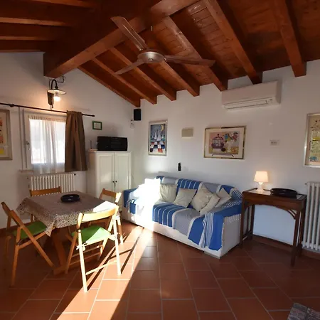 Bilocale Ciclamino - Ampia Terrazza, Clima, Biciclette Apartment *