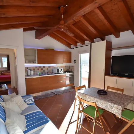 Bilocale Ciclamino - Ampia Terrazza, Clima, Biciclette Apartment *