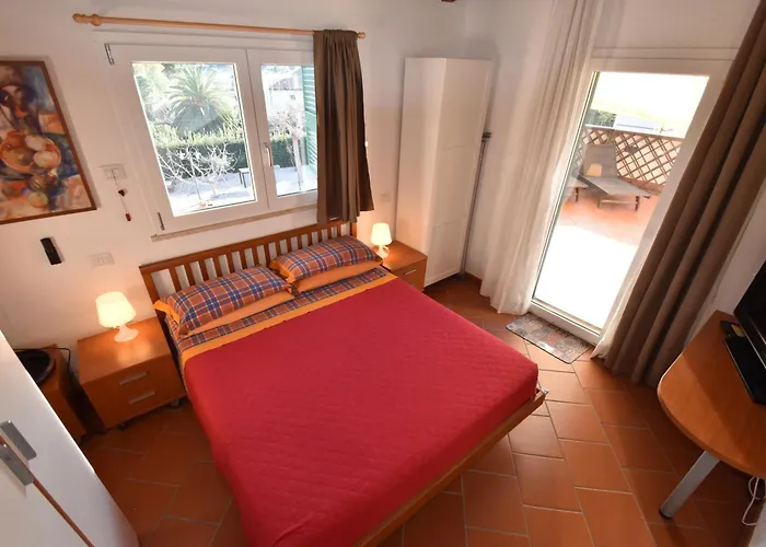 Apartment Bilocale Ciclamino - Ampia Terrazza, Clima, Biciclette Marina di Campo