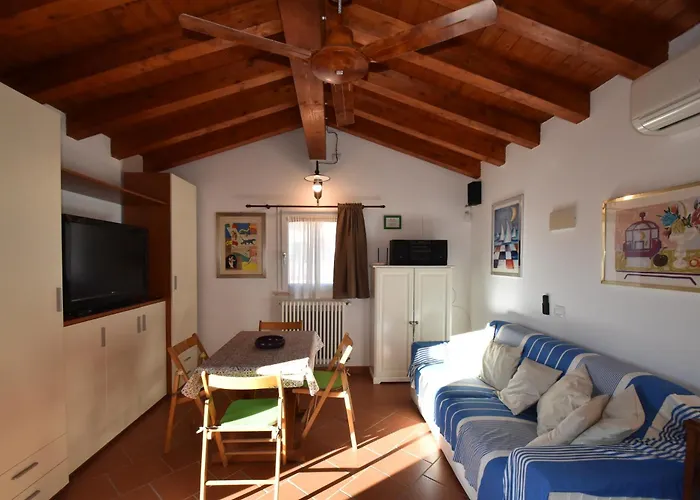 Bilocale Ciclamino - Ampia Terrazza, Clima, Biciclette Apartment Marina di Campo