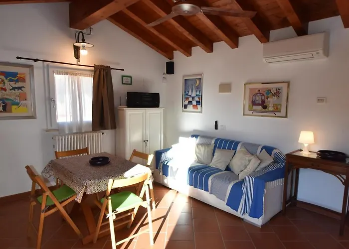 Bilocale Ciclamino - Ampia Terrazza, Clima, Biciclette